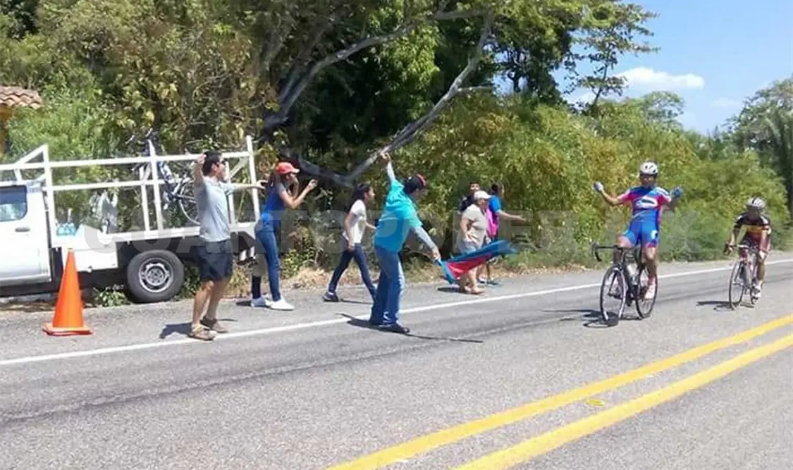 Fue un éxito la Clásica Tuxtla-Puerto Arista