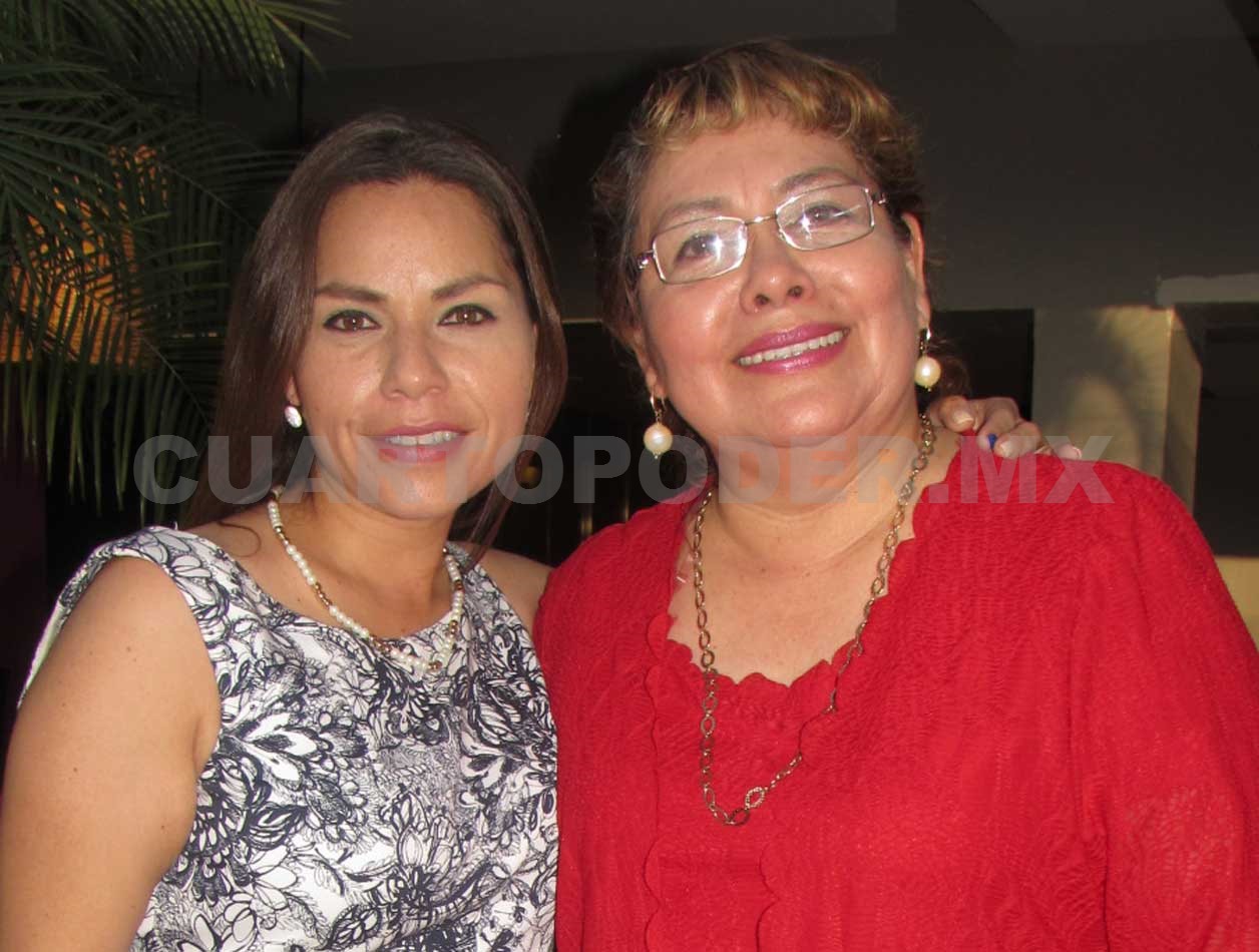 Ruth celebró con sus amigas