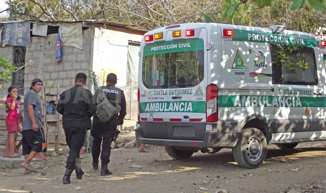 Bebé muere ahogada en cubeta con agua