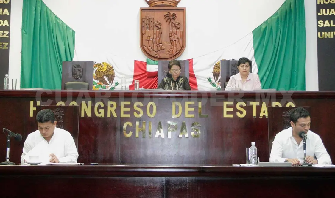 Aspecto del Congreso del Estado. Guillermo Ramos.CP