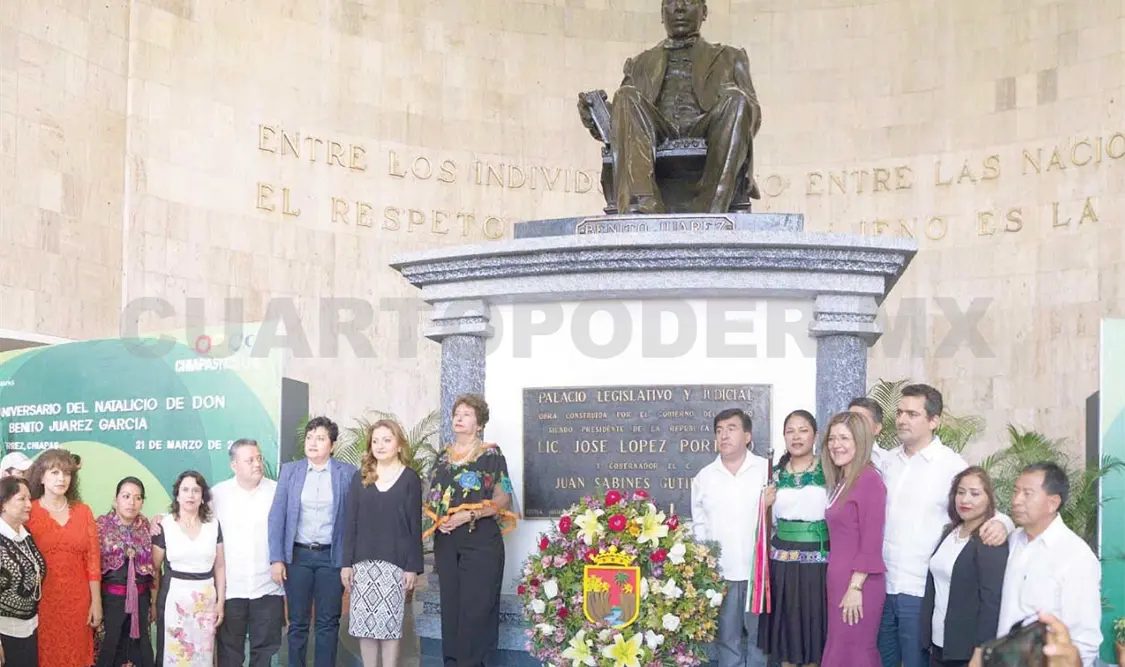 Conmemoran Natalicio de Benito Juárez García
