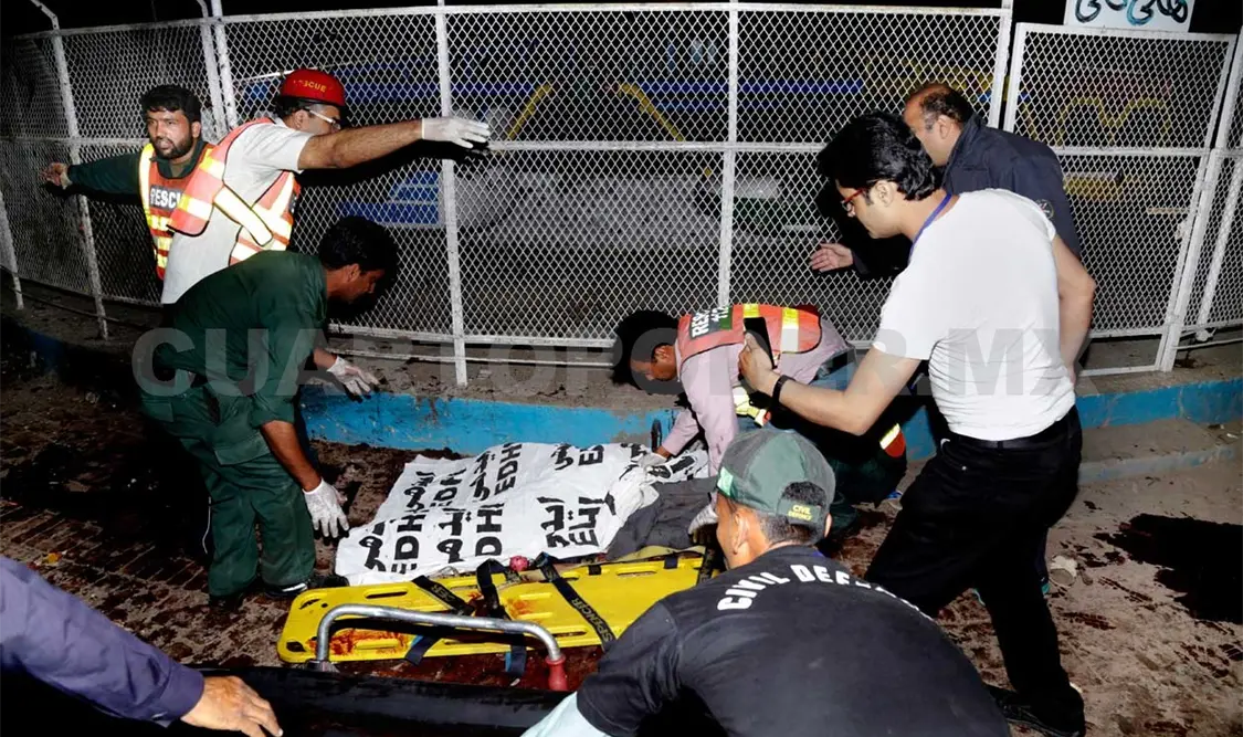 Atentado en Pakistán causa 56 muertos