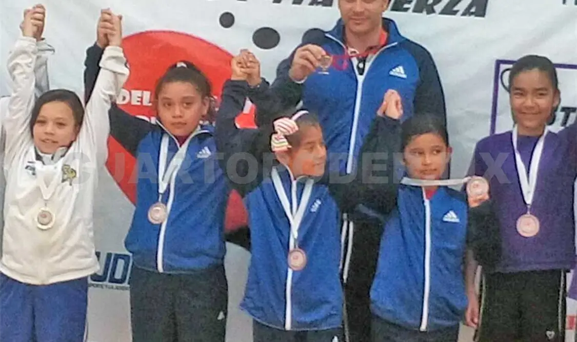 Club Retach logra bronce en Campeonato Nacional