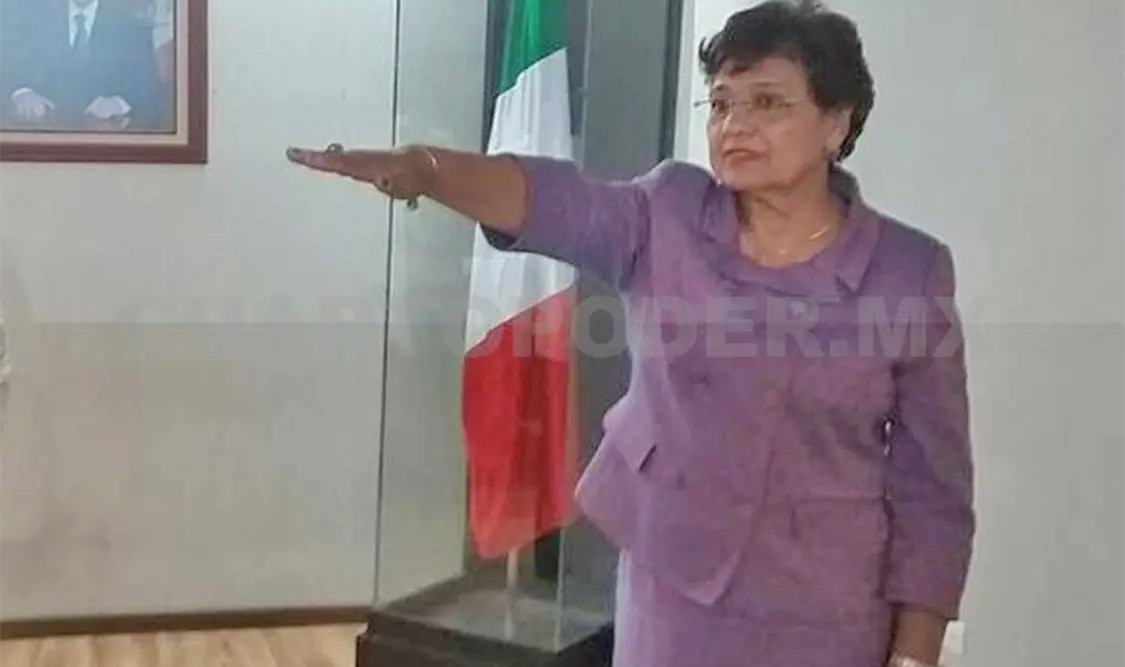 Relevo en la Secretaría de Educación