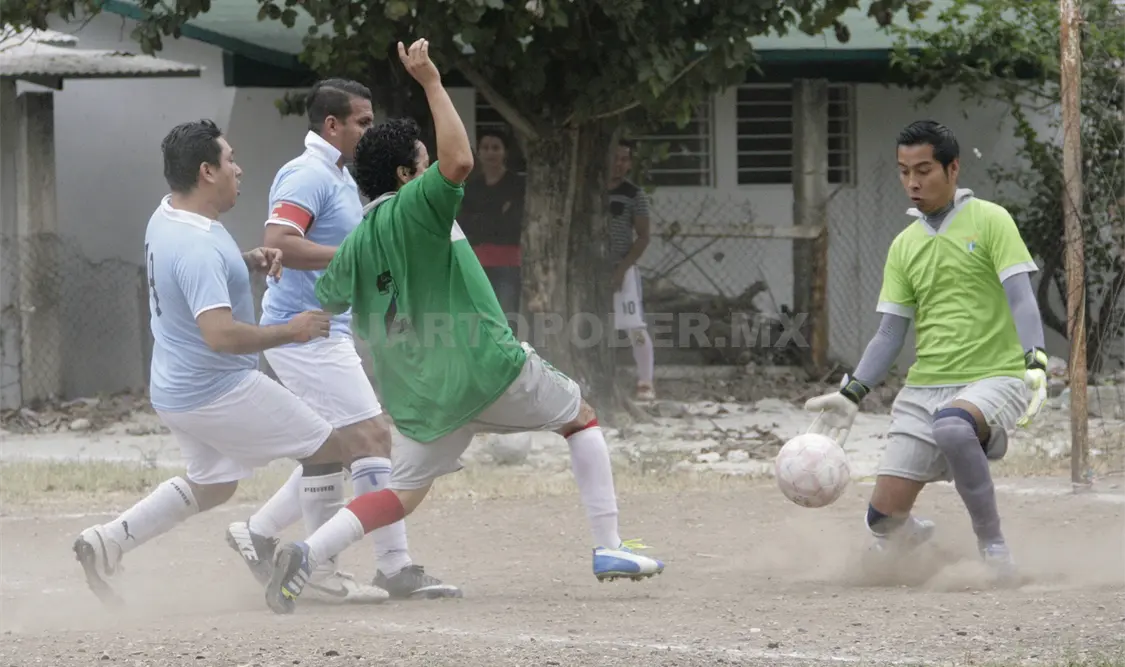 La última jornada de la fase de grupo del torneo copero de esta liga fue antes de Semana Santa. Guillermo Ramos / CP