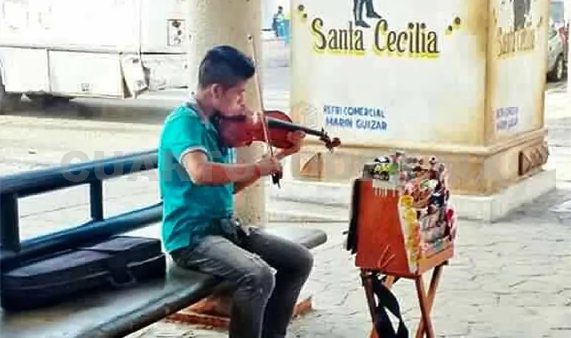 El joven que musicaliza y reinventa su realidad