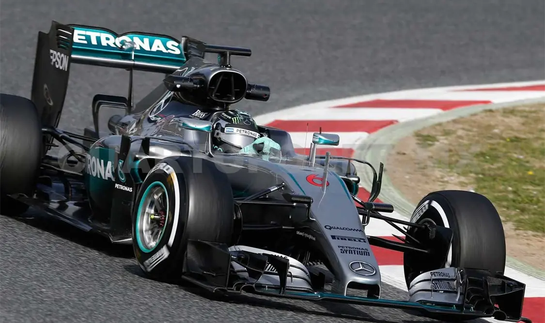 Rosberg se lleva también el GP Baréin