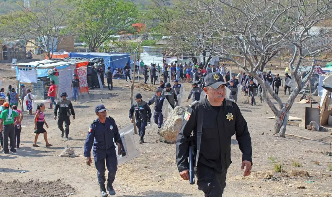 Desalojan a invasores de Bosques del Sur