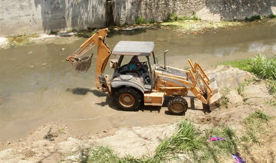 Avanza limpieza del río Sabinal