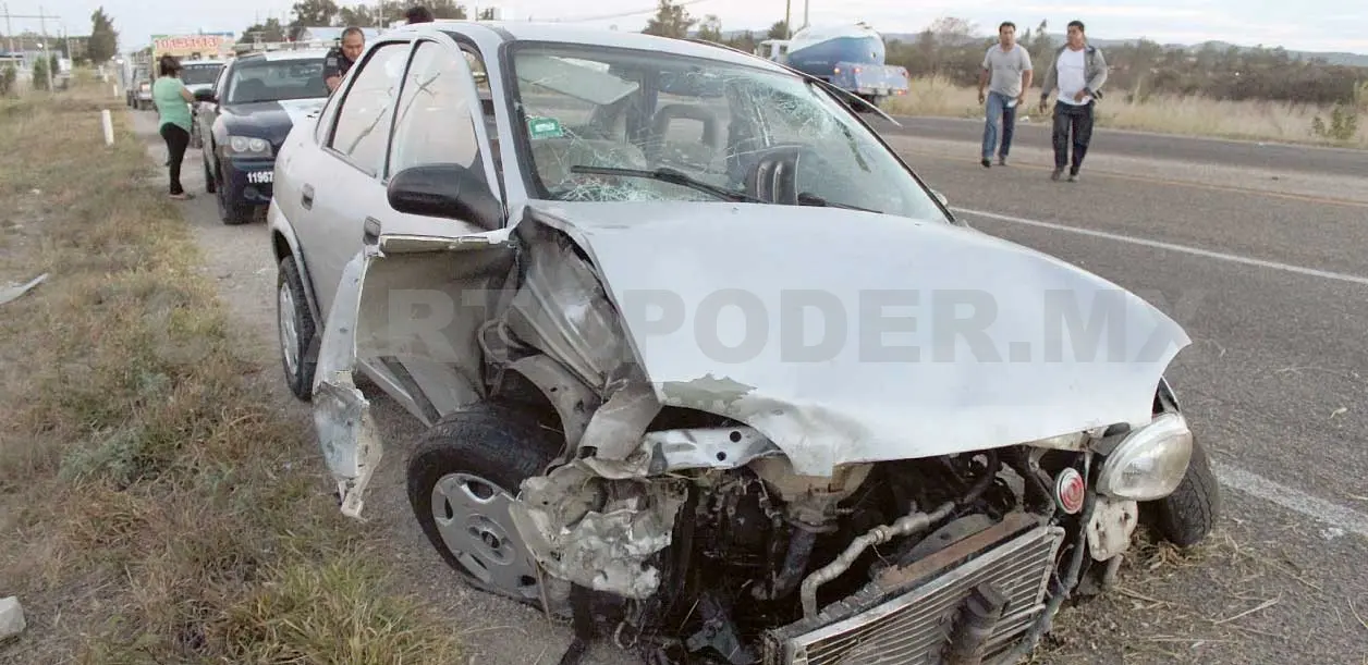 Vuelca Chevy en la Panamericana
