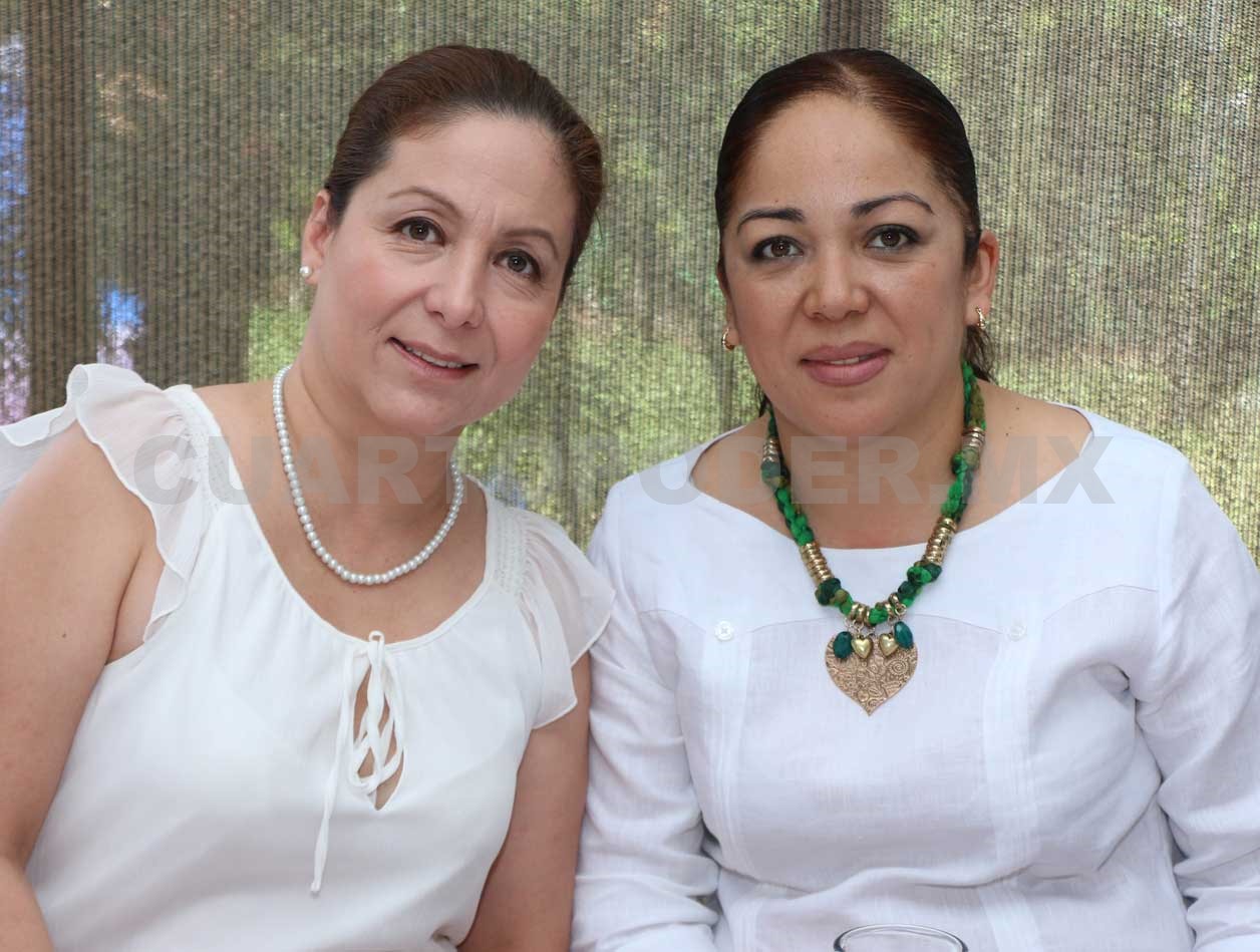 Paula recibió las aguas bautismales