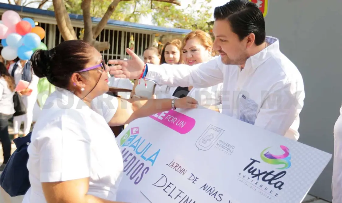 Municipio comprometido con educar a los tuxtlecos