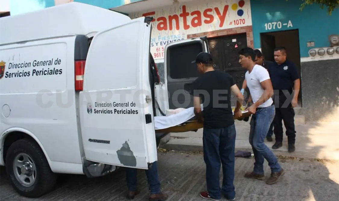 Se ahorcó en su clóset