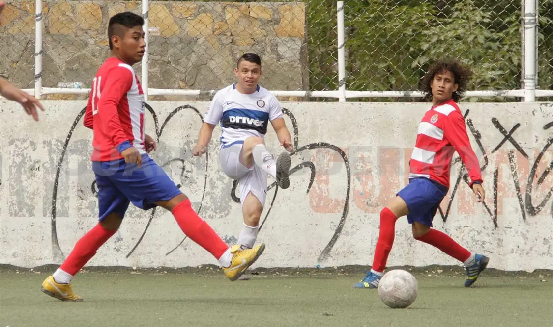 Valencia, con paso firme en Torneo de Copa