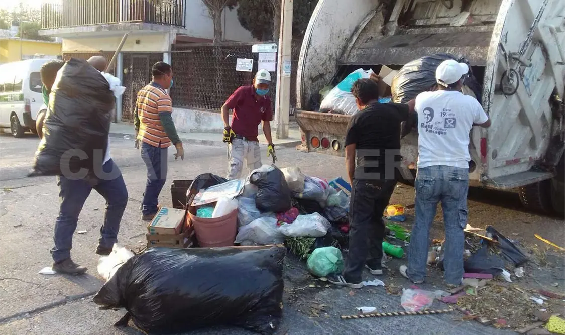Activan vehículos para recolección de basura