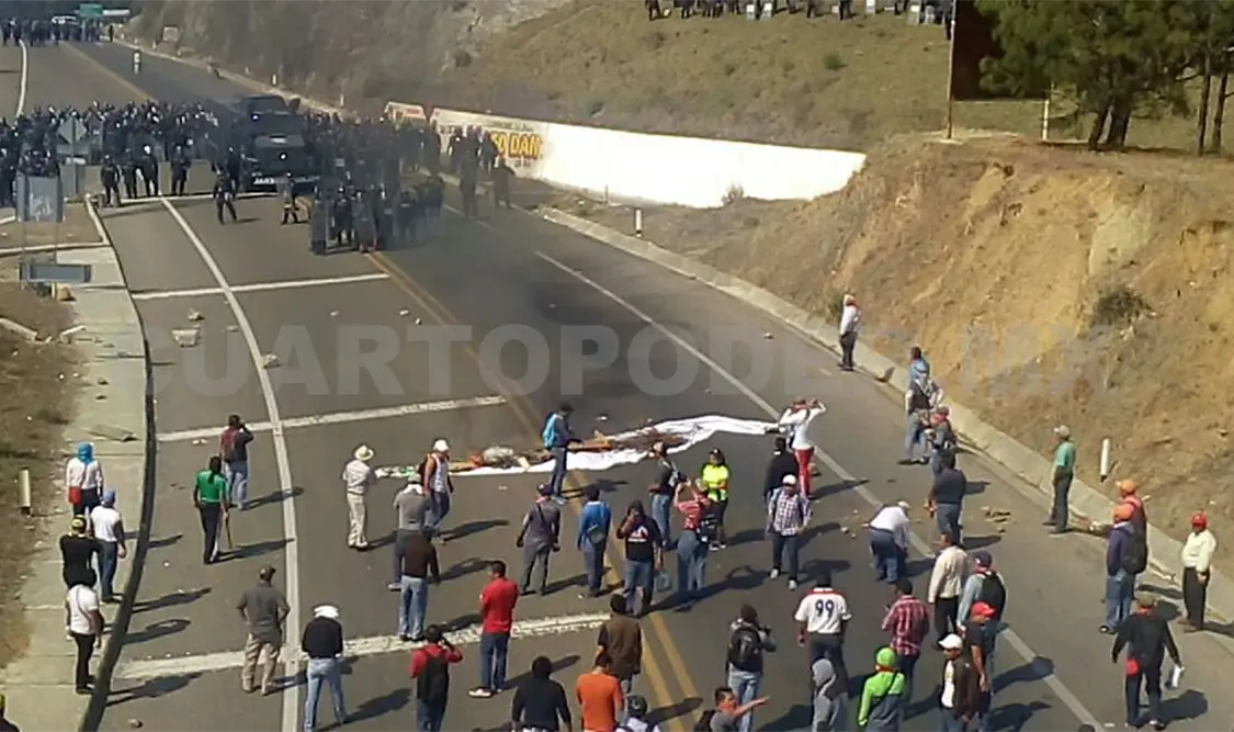 Maestros atacan alcaldía de SCLC