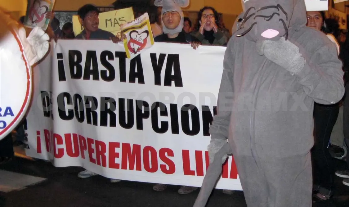 Salarios de funcionarios, “cínico privilegio”