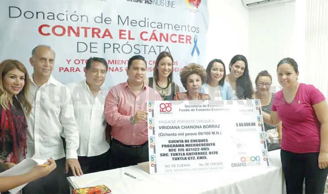 Entregan microcréditos a personas emprendedoras con discapacidad