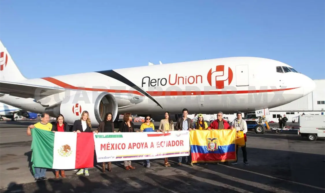 México envía 40 toneladas de ayuda a Ecuador