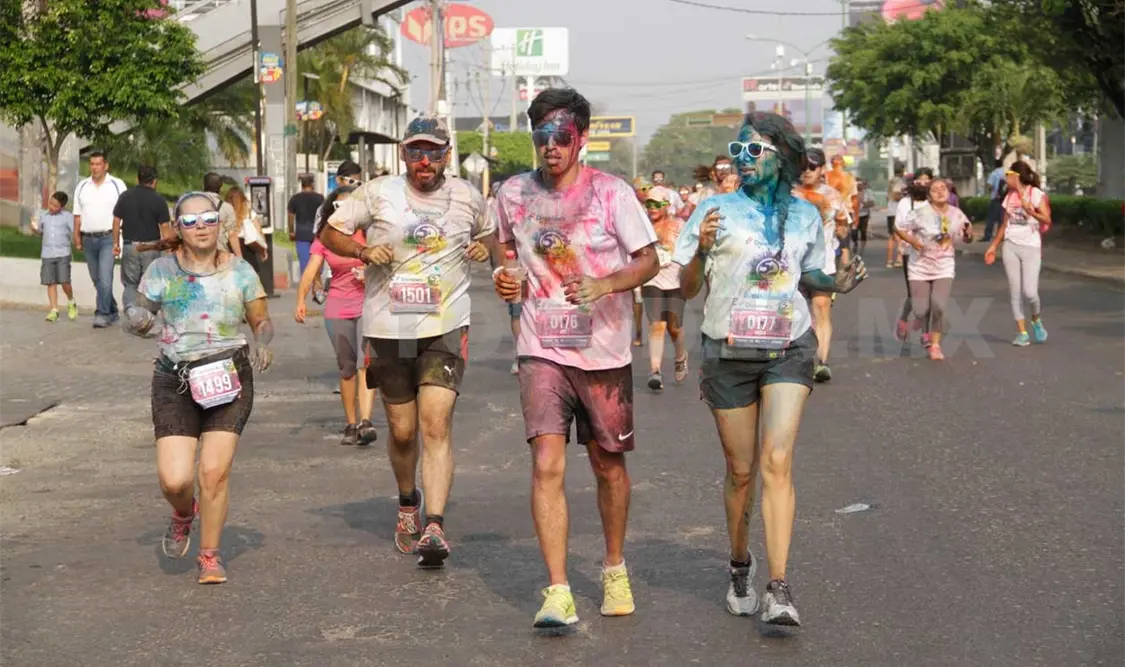 Colorida fiesta se vivió con la 5k Colors