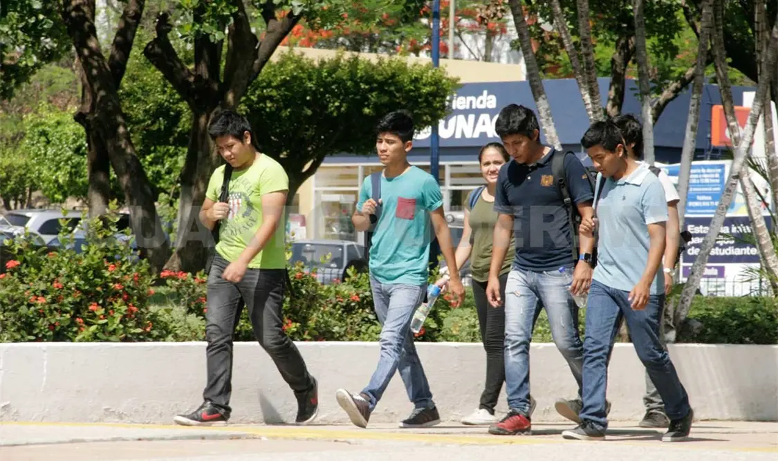 Posible apertura de nuevas licenciaturas