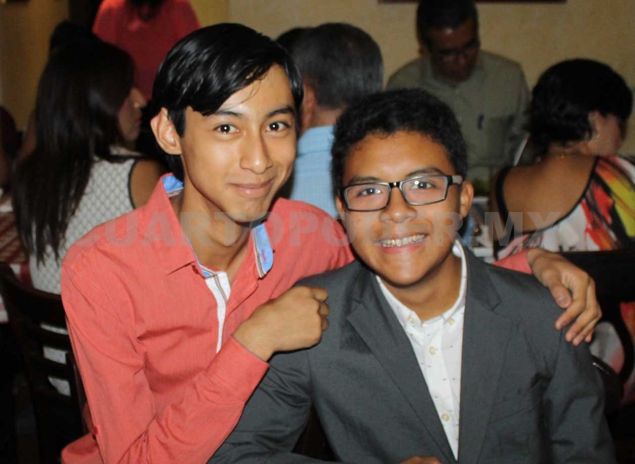 Graduados del nivel 4 Proficiency