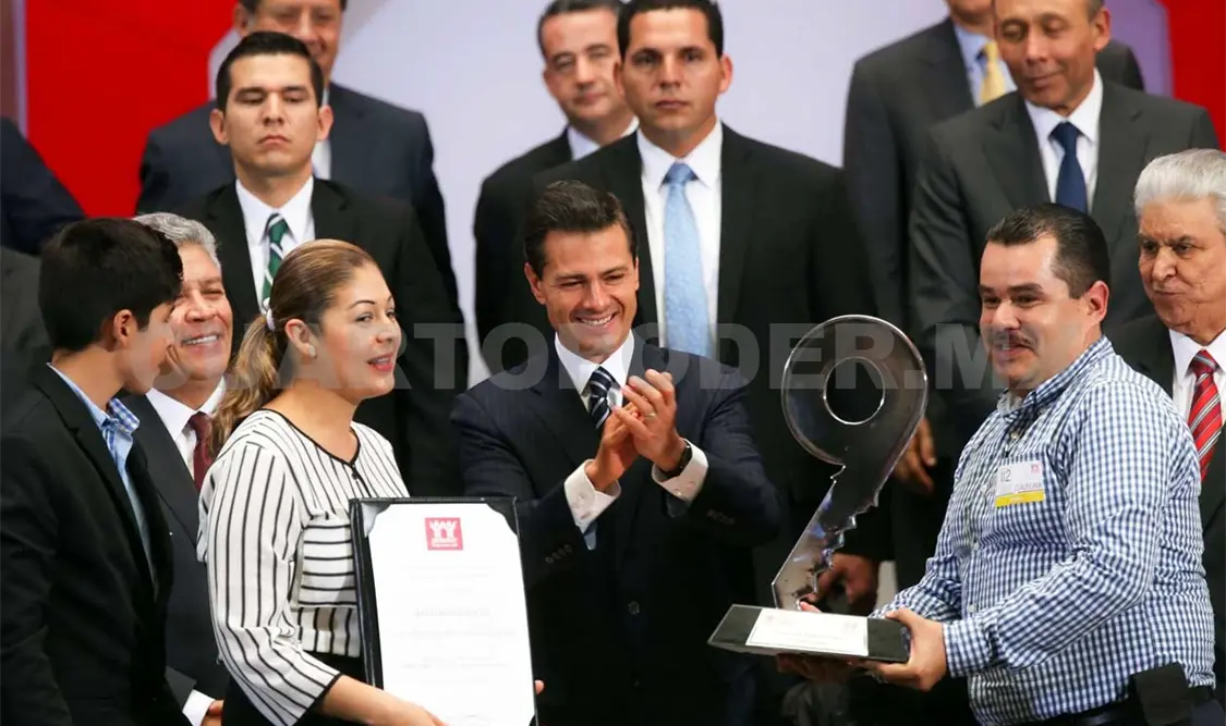 EPN: Infonavit, puerta para vivienda digna a más mexicanos
