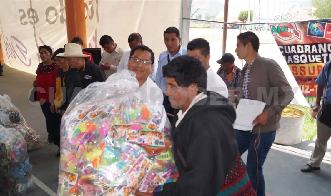 Autoridades municipales y estatales realizan encuentro