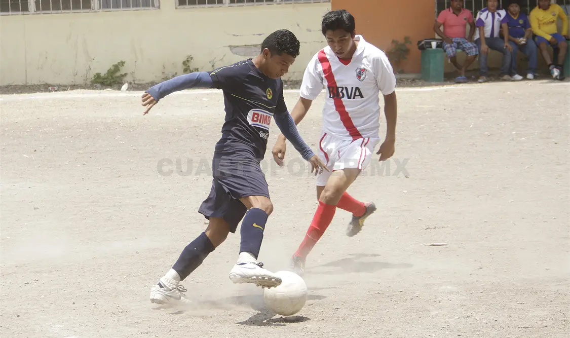 Triste fue el debut de los equipos campeón y subcampeón de copa en el torneo de liga. Guillermo Ramos / CP
