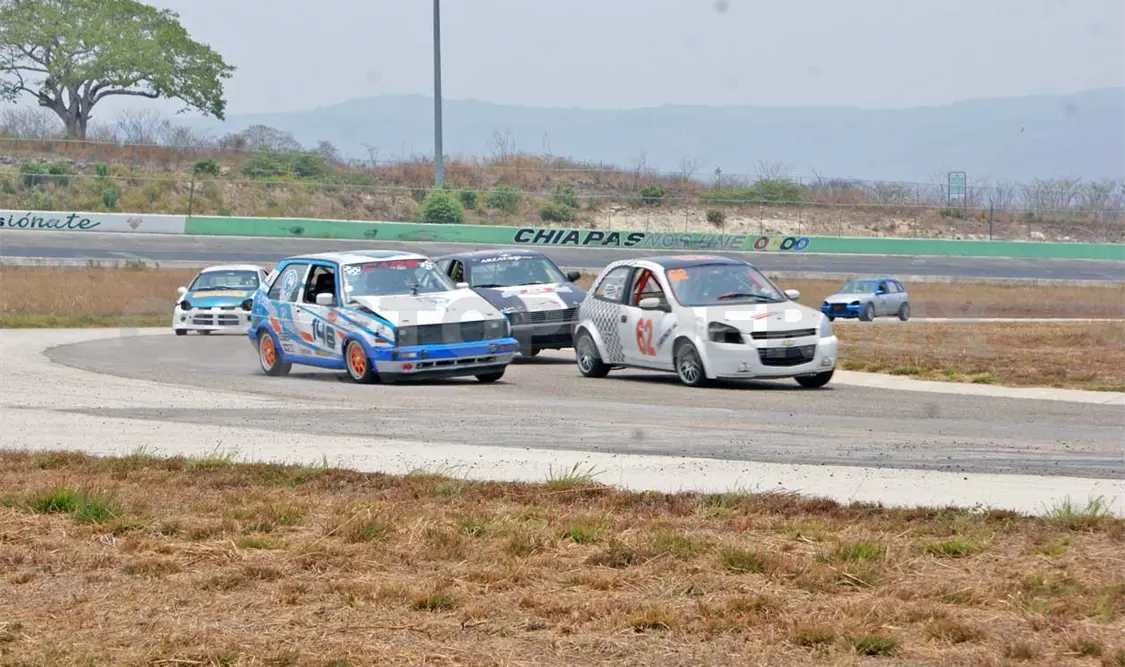 Se realizó la 3a fecha del torneo Motos y Autos