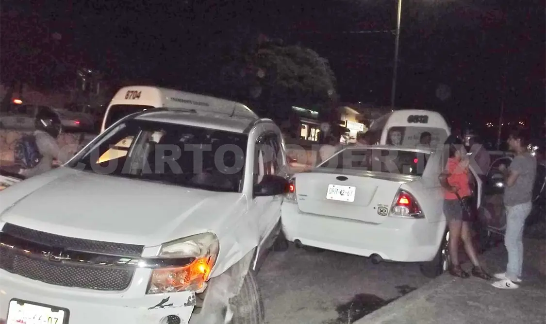 Voló al carril contrario