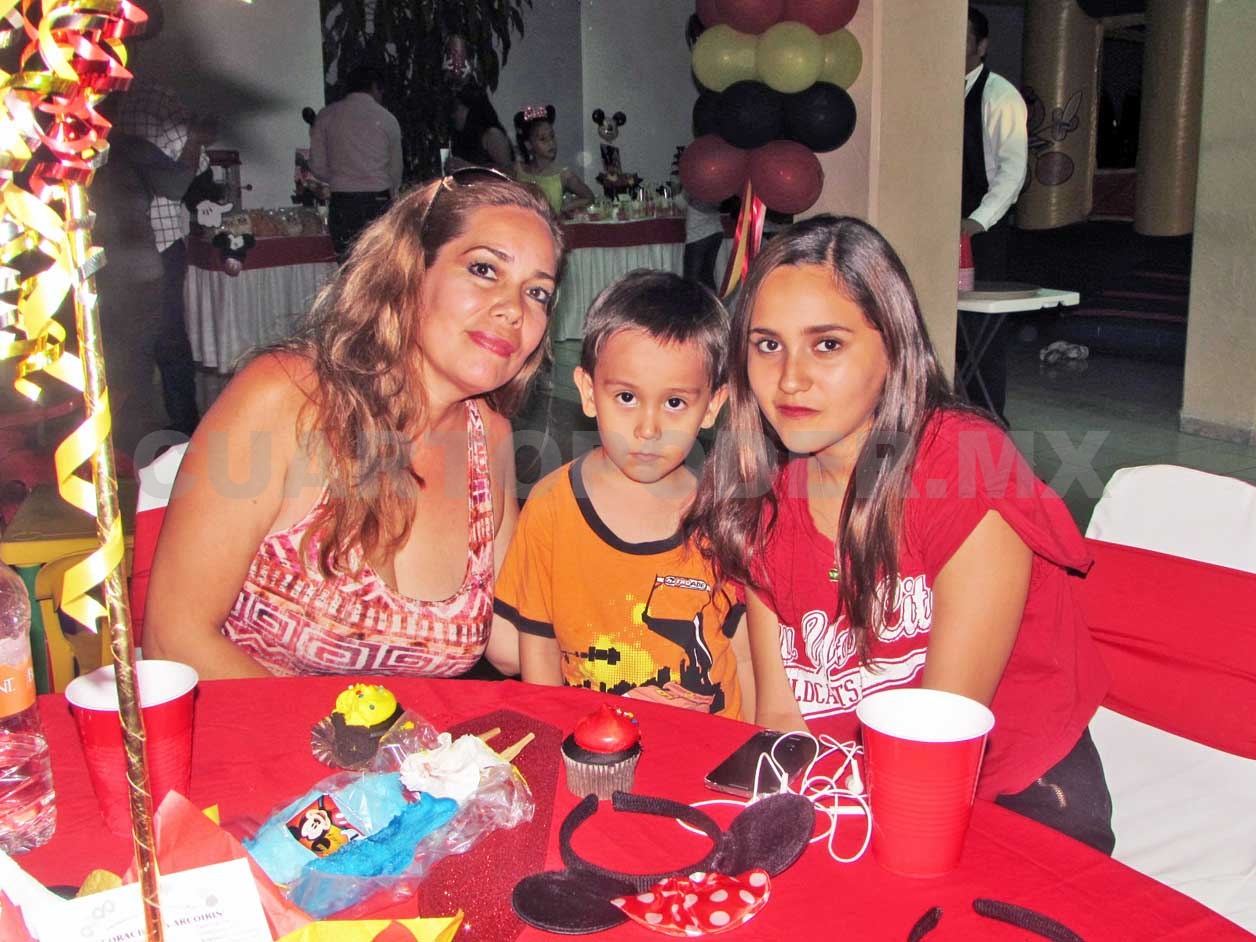 Elijah celebró su primer añito
