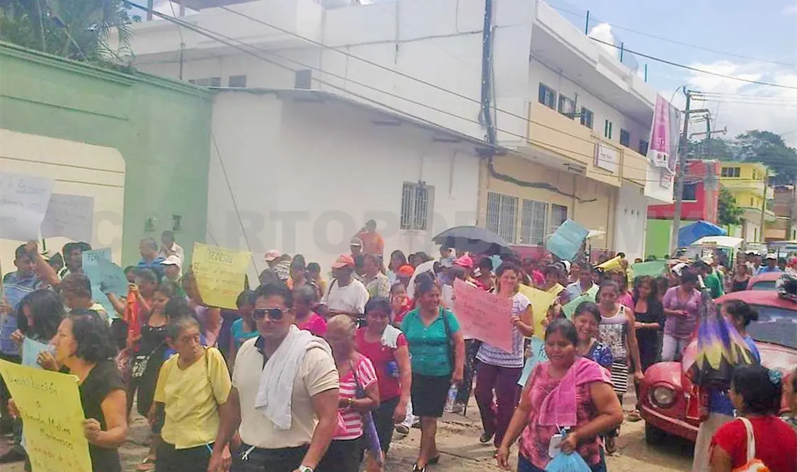 Acusa Resistencia Civil, cobros excesivos de CFE