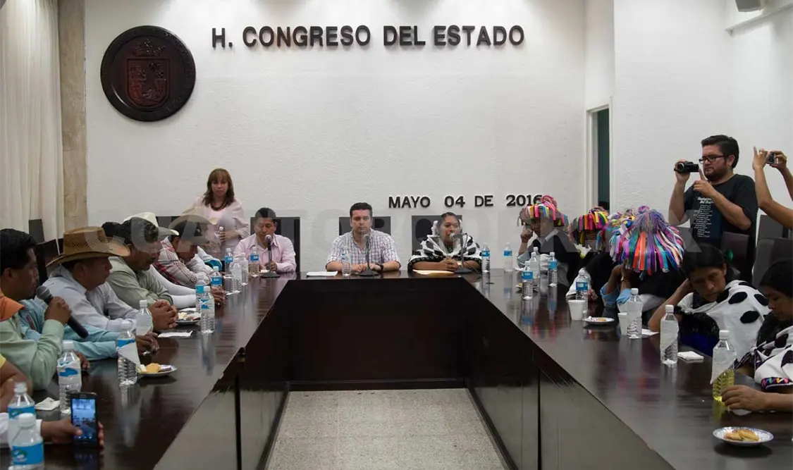 No he renunciado y no renunciaré: Rosa Pérez
