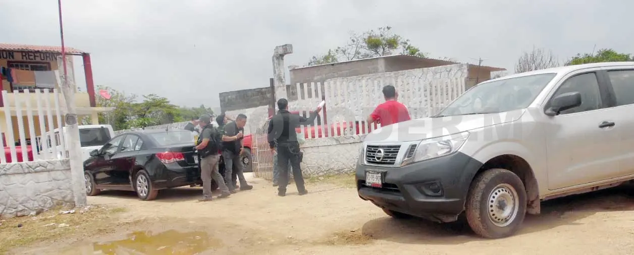 Rescatan policías a niña secuestrada