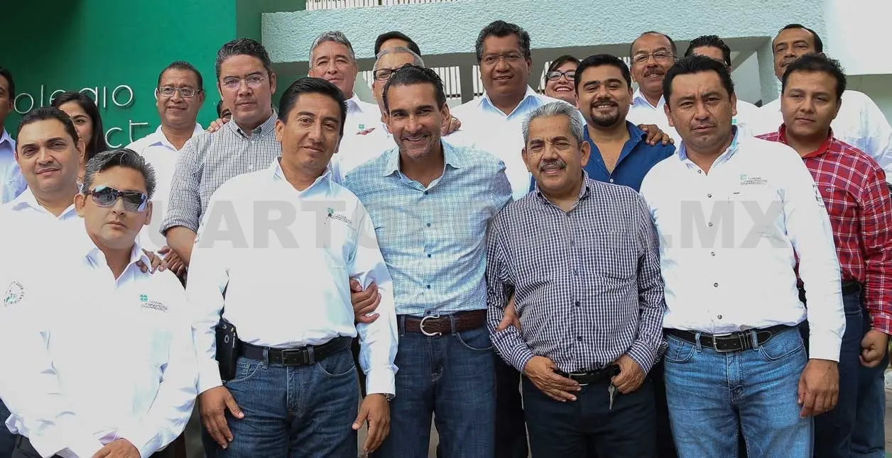 Reconocen aportación de arquitectos a ZEE