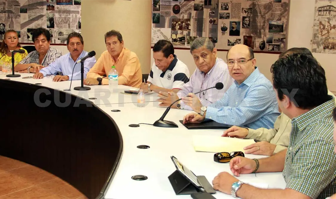 Privilegian diálogo en modernización del transporte