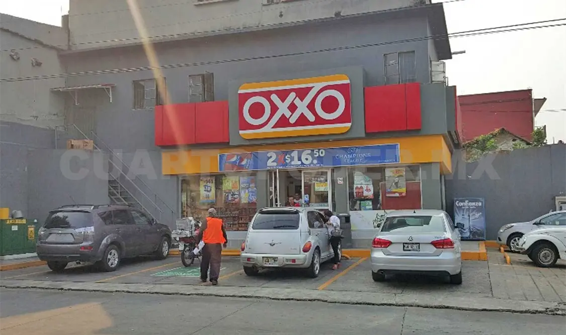 Asaltan otro Oxxo