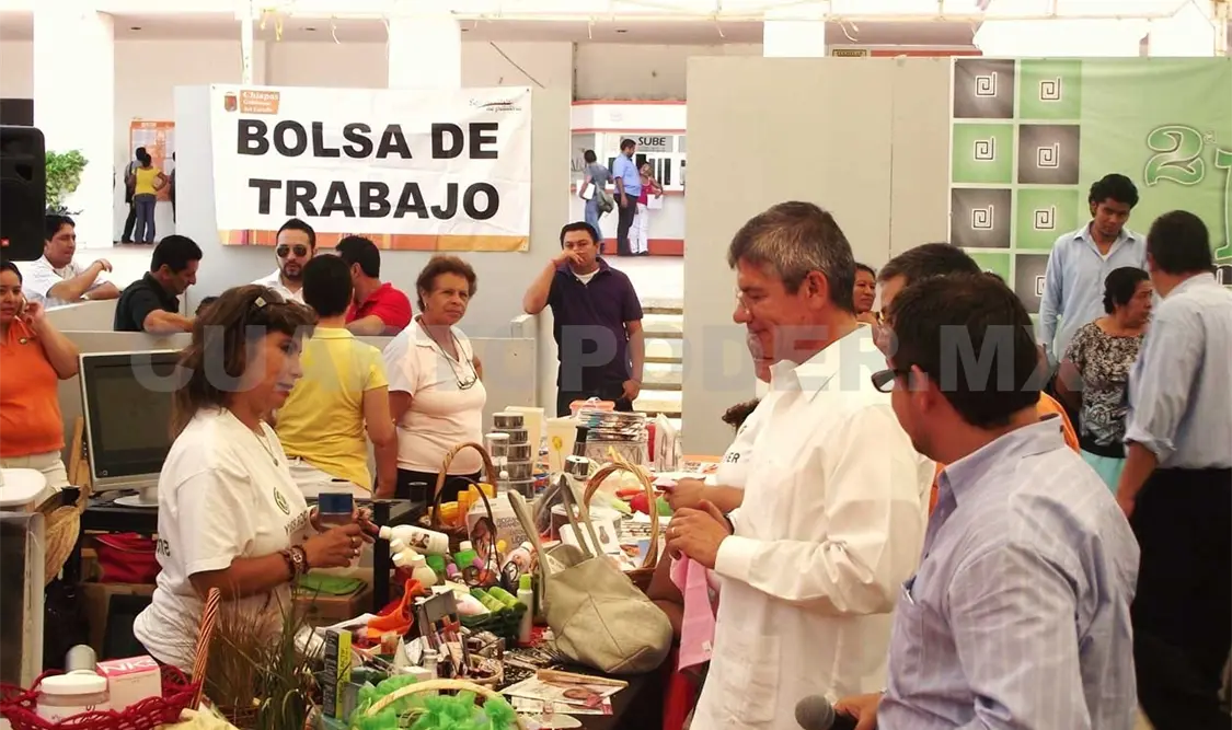 Ayuntamiento de Tuxtla vincula a desempleados
