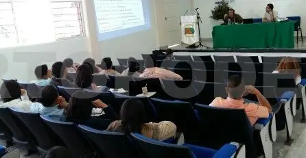 La capacitación estuvo dirigida a servidores públicos. Cortesía.