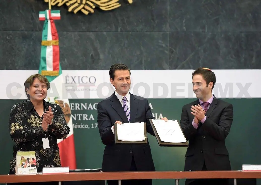 Peña Nieto anuncia iniciativa para reconocer matrimonio igualitario en el país