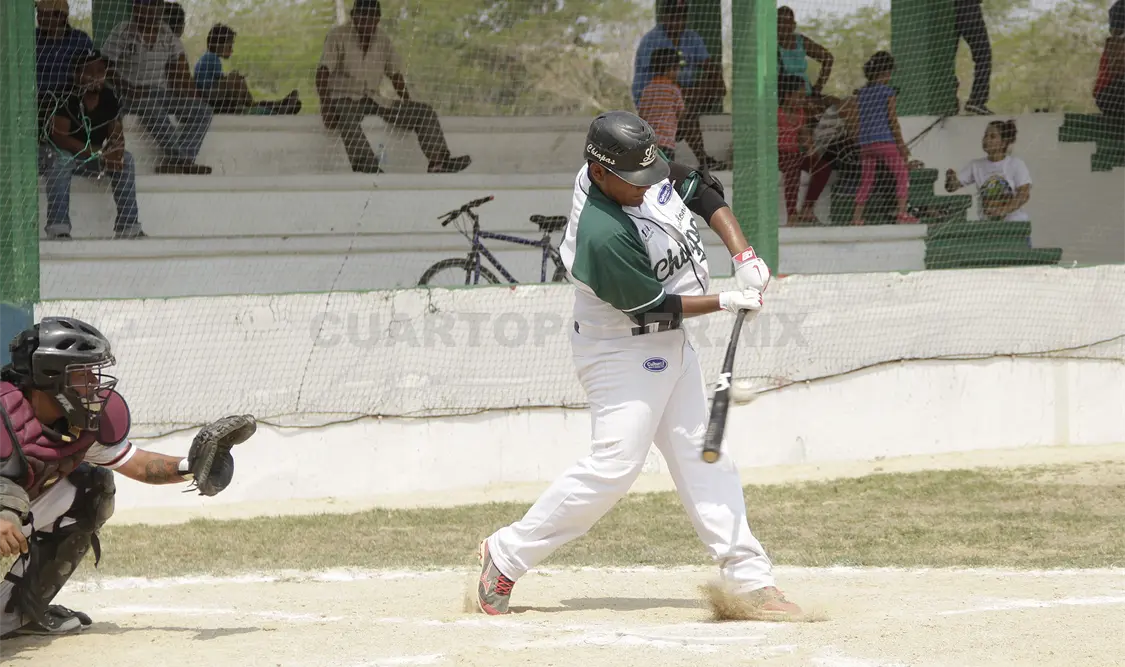 El manager del equipo de Lacandones destacó que los jugadores tienen talento y han mejorado en el terreno de juego. Guillermo Ramos / CP
