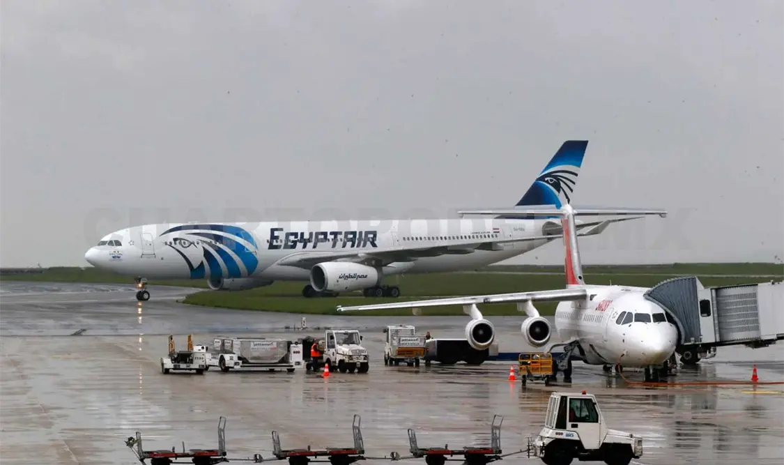 Confirma Hollande caída de avión de Egyptair