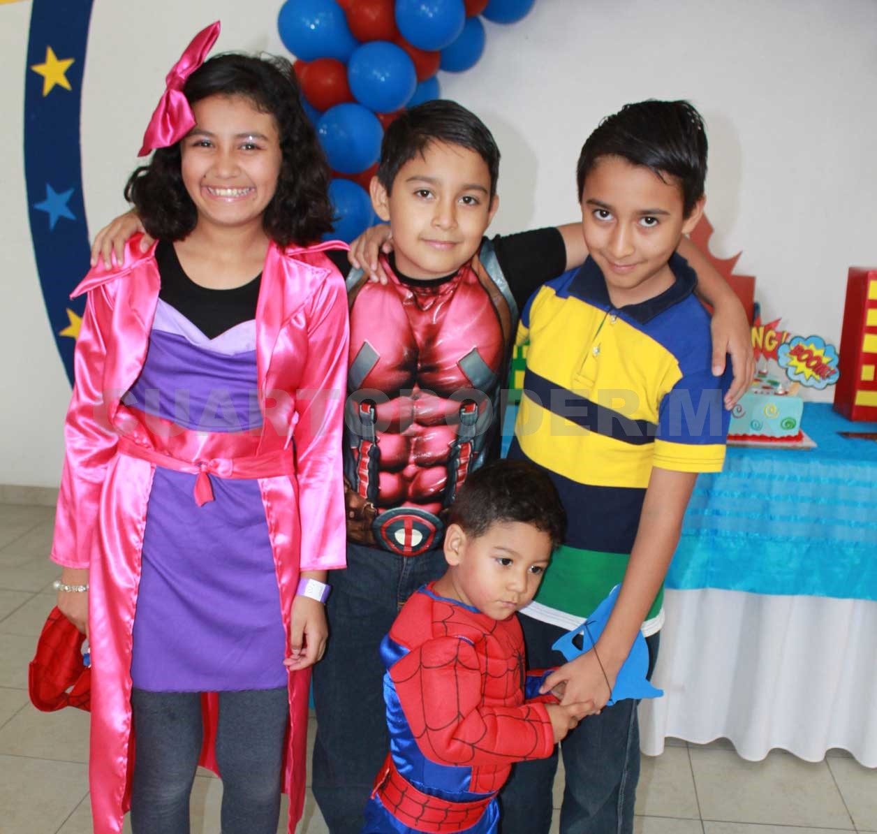 Fiesta de disfraces para Máximiliano