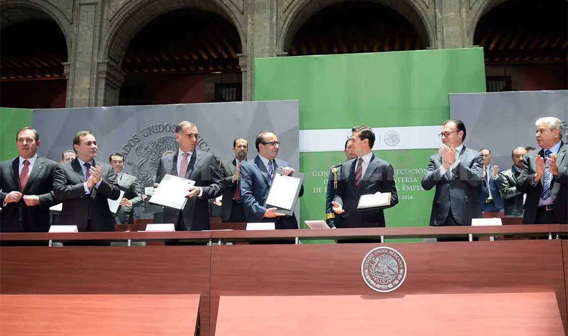 Anuncia EPN acciones para la informalidad laboral