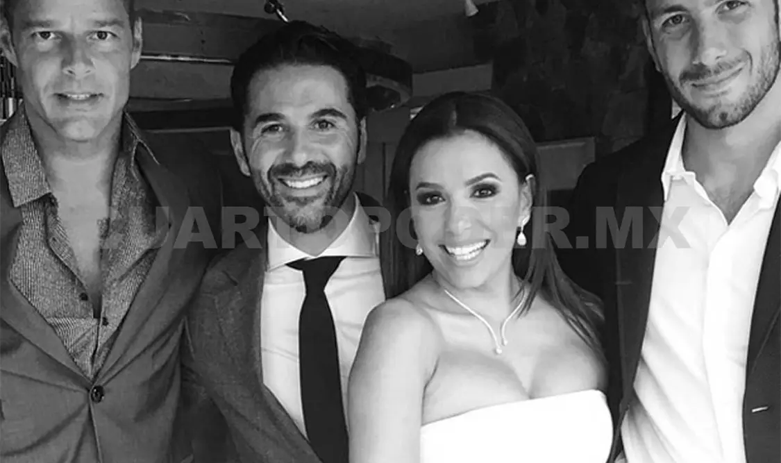 Ricky Martín roba cámara en boda de Eva Longoria