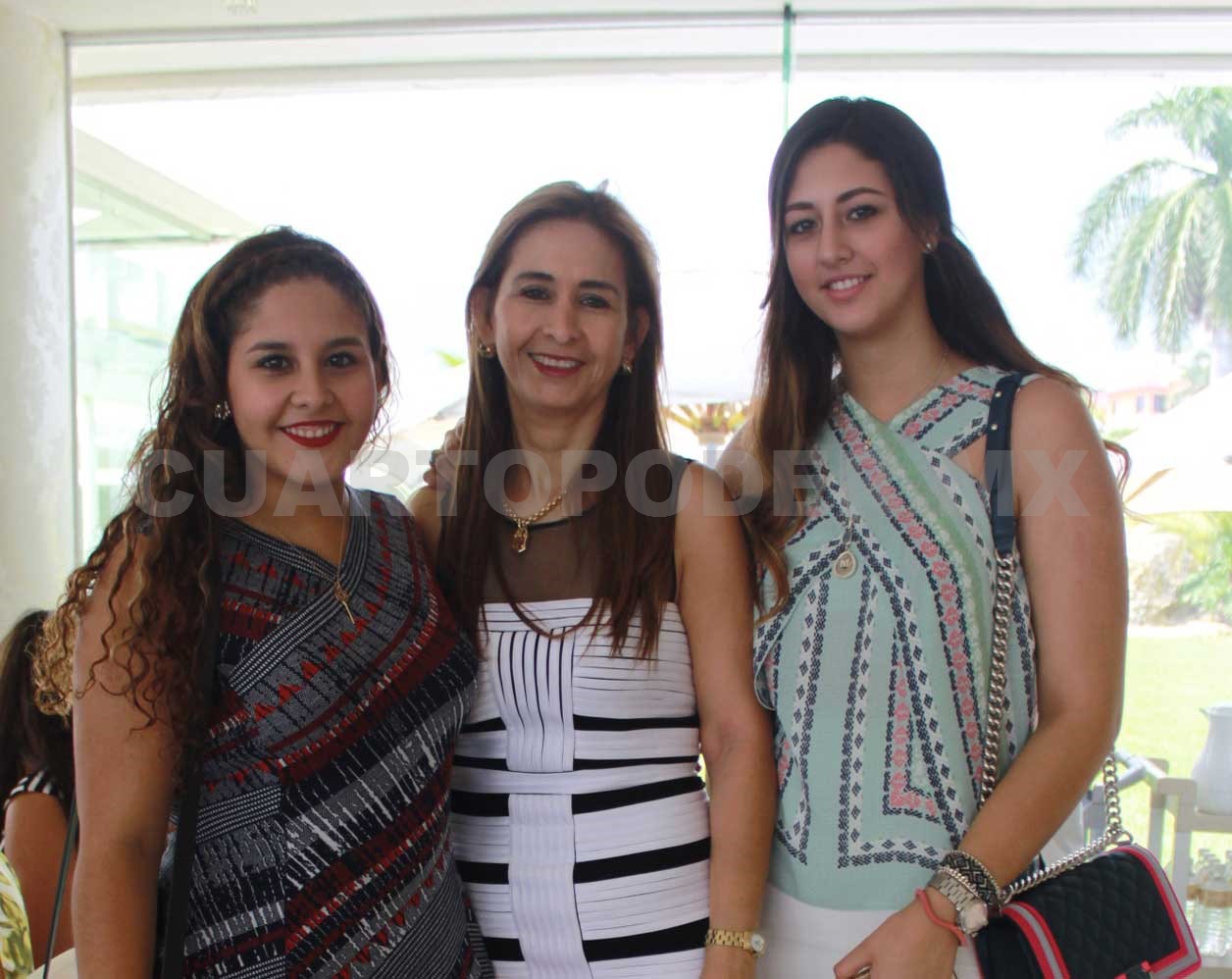 Alexia recibió la comunión