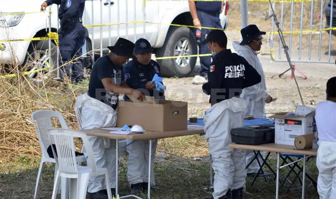 Suman 9 cuerpos recuperados de fosa