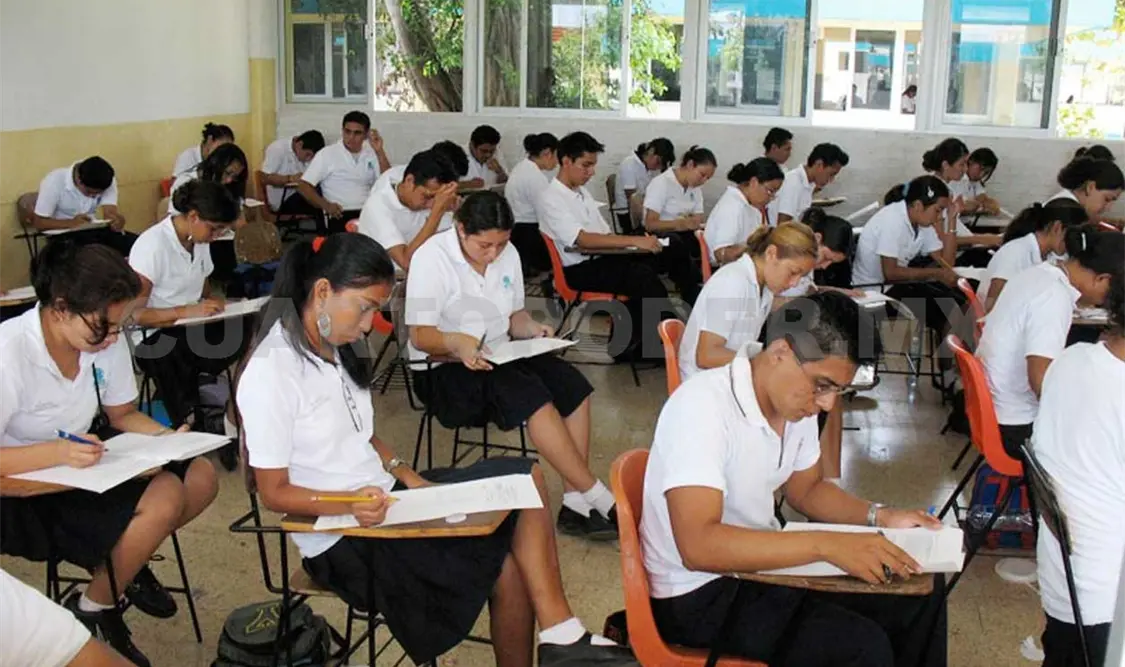 Reconoce Nuño Mayer compromiso