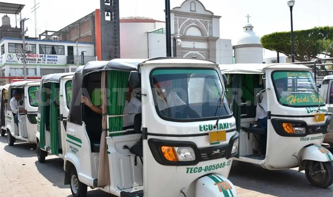 Denuncian venta de permisos ilícitos de mototaxi